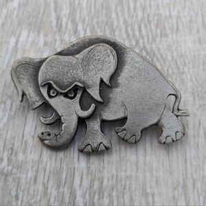 Metzke Midcentury Pewter Angry Elephant Brooch